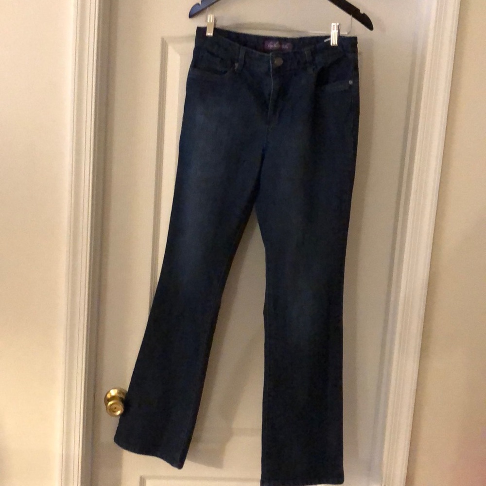 Ladies Gloria Vanderbilt Jeans